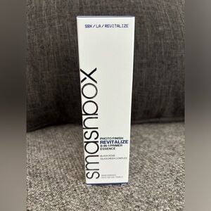 Smashbox photo finish revitalize 8-in-1 primer essence. 2.5 fl. Oz